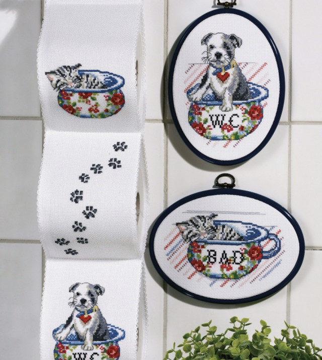 Puppy Toilet Roll Holder by Permin of Copenhagen