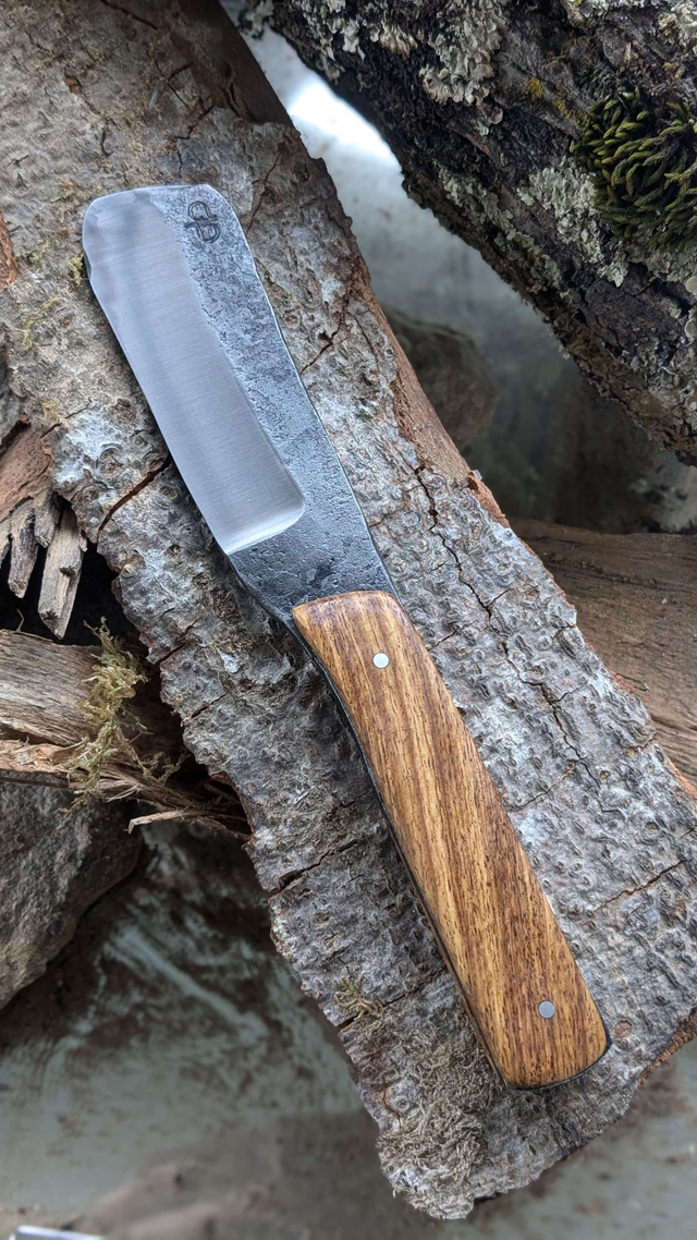 Le couteau en Balafon