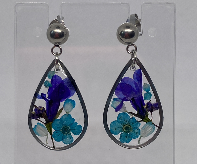 Silver real flower earrings 
