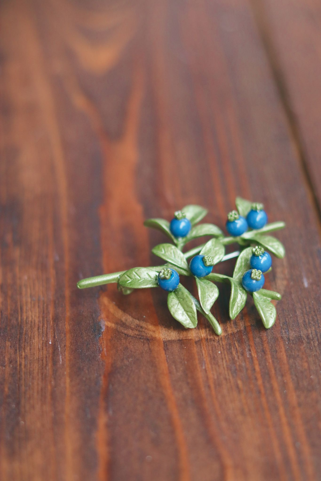 Broches • Myrtille