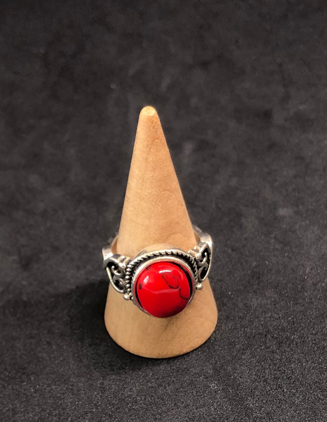Bague métal et pierre de turquoise rouge 