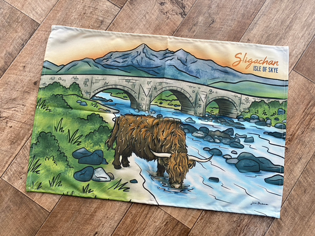 Sligachan Highland cow tea towel - non-bleached
