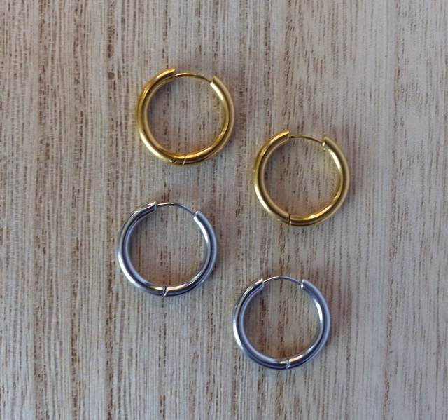 Paire de créoles en acier inoxydable doré ou argenté