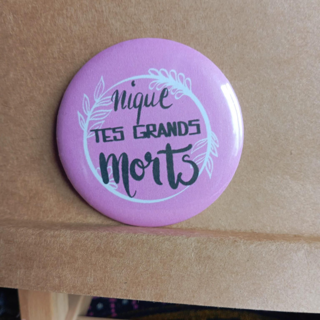 N*que tes grands morts