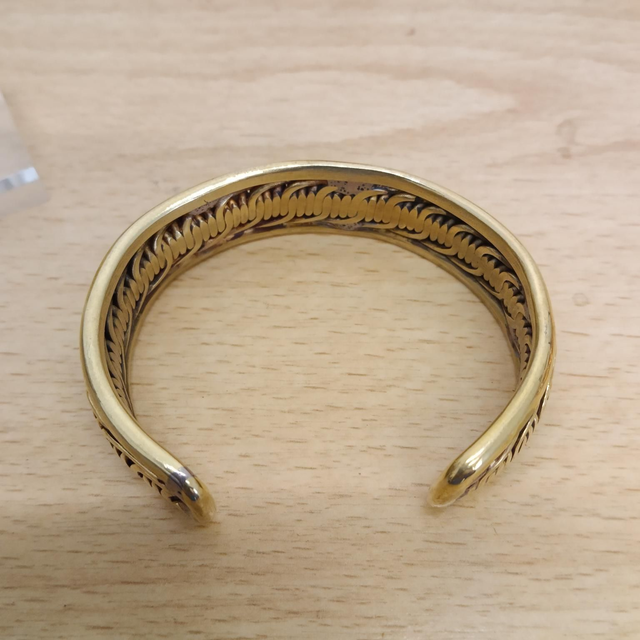 Bracelet en laiton pur tressé – style arête de poisson, pièce unique