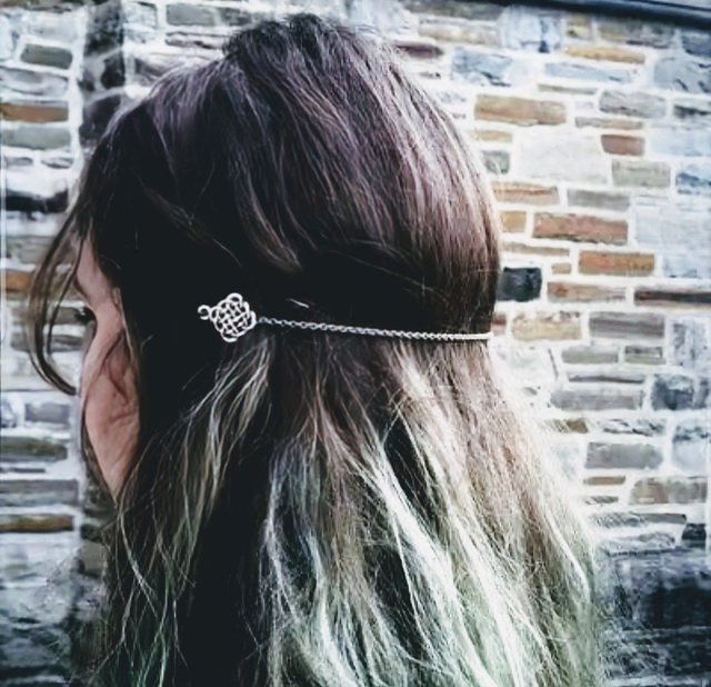 Chaîne épingles bijou de cheveux noeud celte