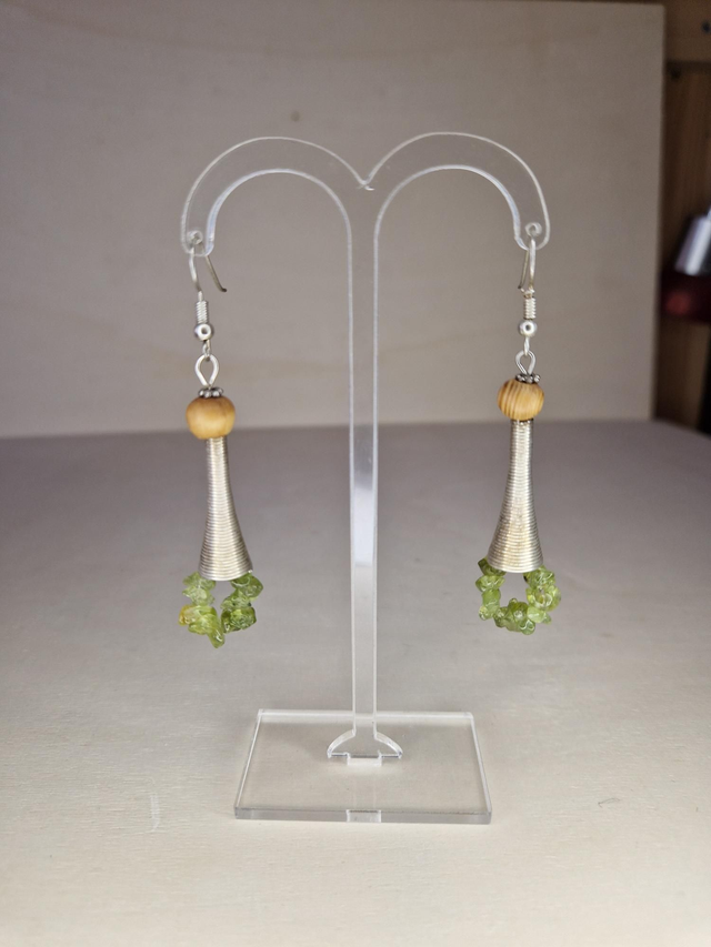 Péridot, bois / 040