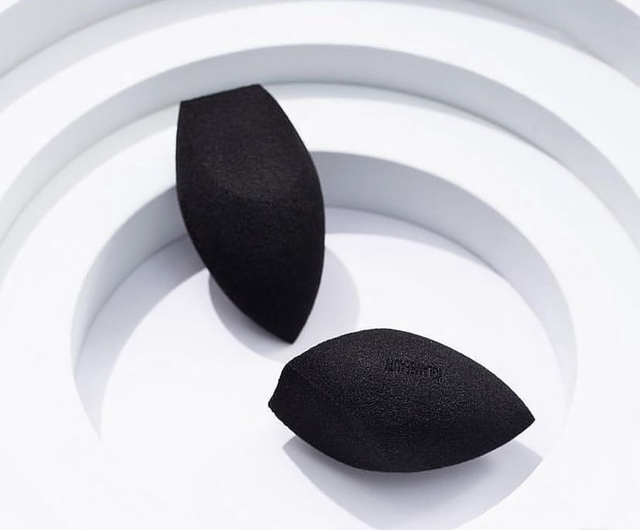 Beauty Blender Issa & Dose