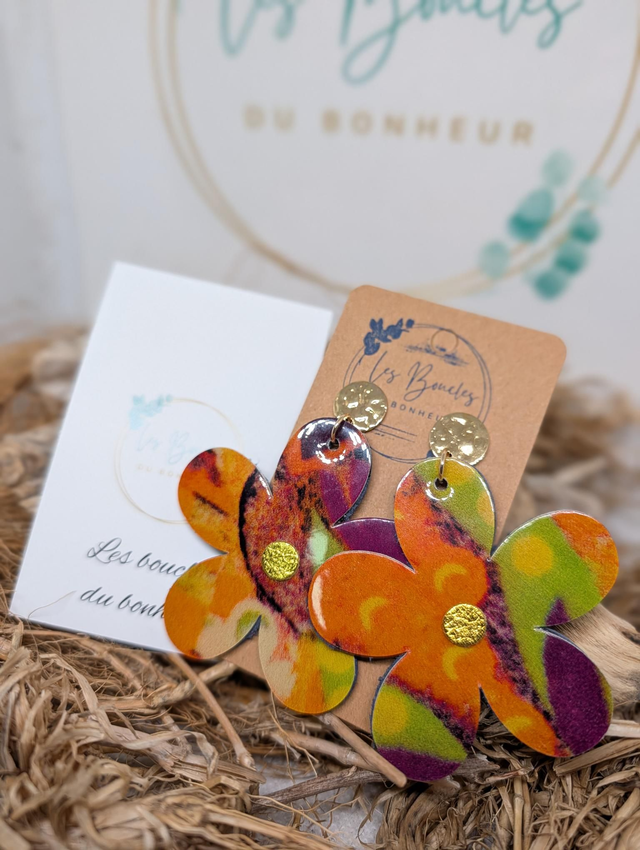 Boucles d'oreilles marguerite vernis orange m661