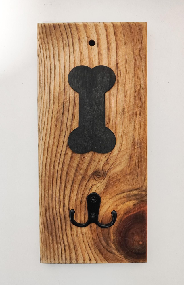 Accroche laisse mural