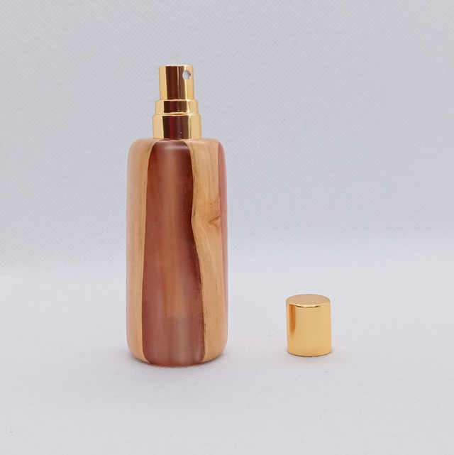 Atomiseur en Pommier et résine