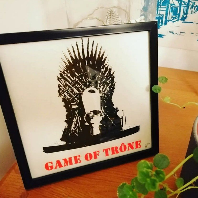 GAME OF TRÔNE