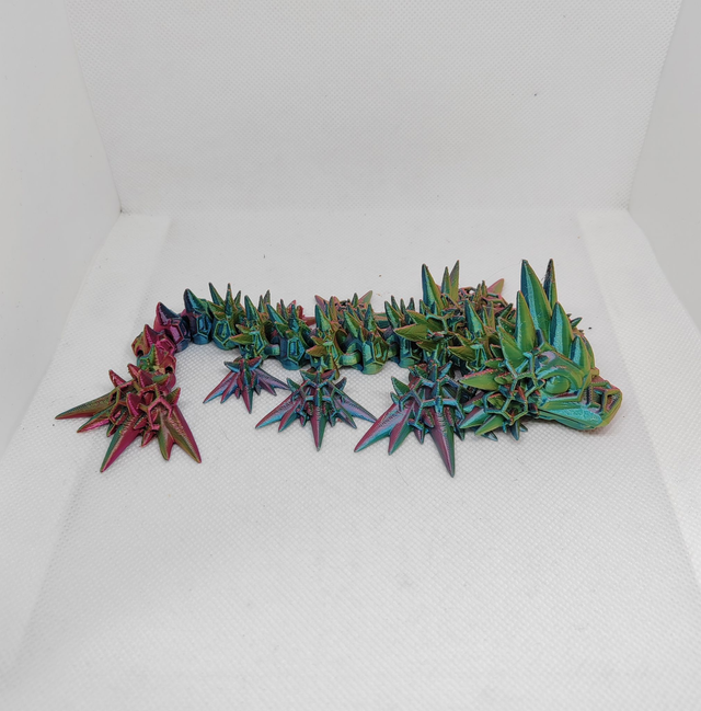 Bébé dragon électrique