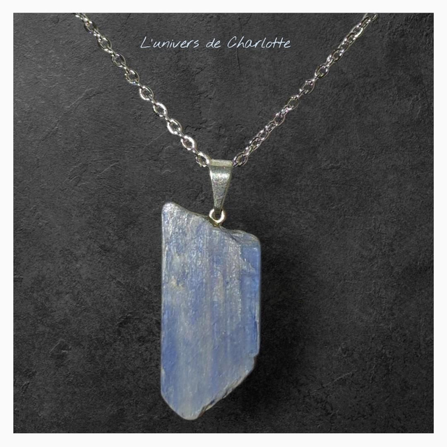 Pendentif &quot;Cyanite&quot; semi brut PN-511