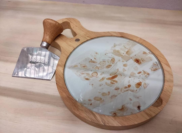 Tagliere per torrone