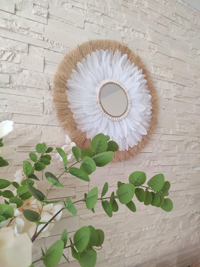 Jujuhat raphia plumes blanches et coquillages