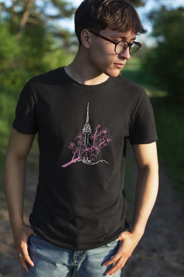 T-shirt Namsan Tower - UNISEXE NOIR