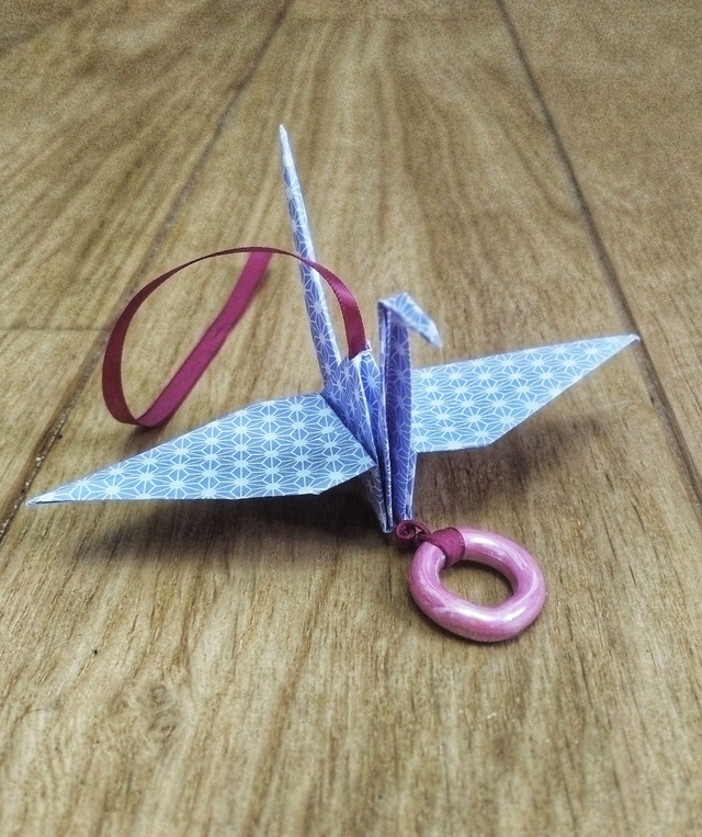 Suspension Origami – Grue de la Paix 