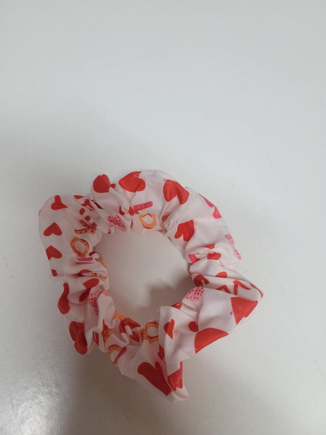 Chouchou cœur rouge 