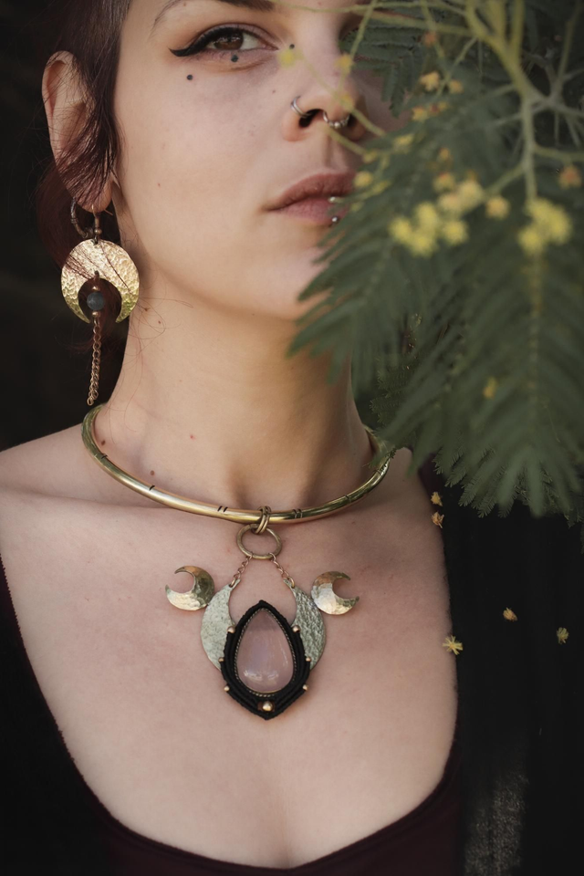 Lune - Grand pendentif triple lune &amp; Quartz rose