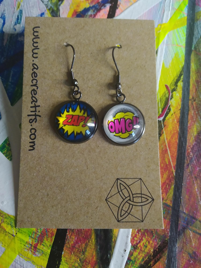 Boucles d&#039;oreilles cabochons BD