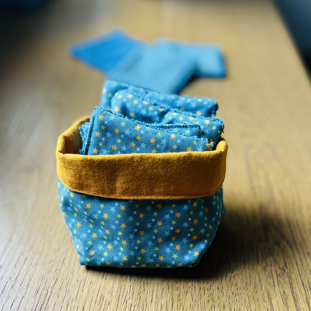 7 Lingettes nettoyantes avec panier 