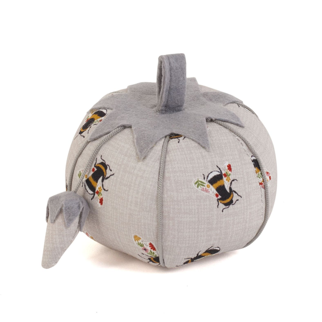 Hobby Gift -  Pincushion Tomato shaped Bee