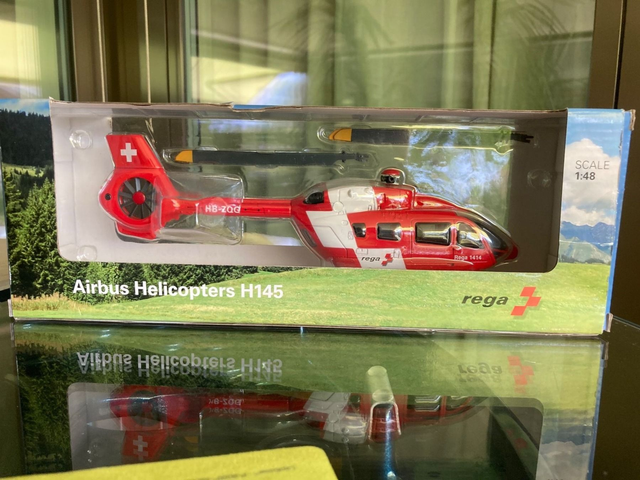 REGA Helikopter H145 (HB-ZQG), 1:48