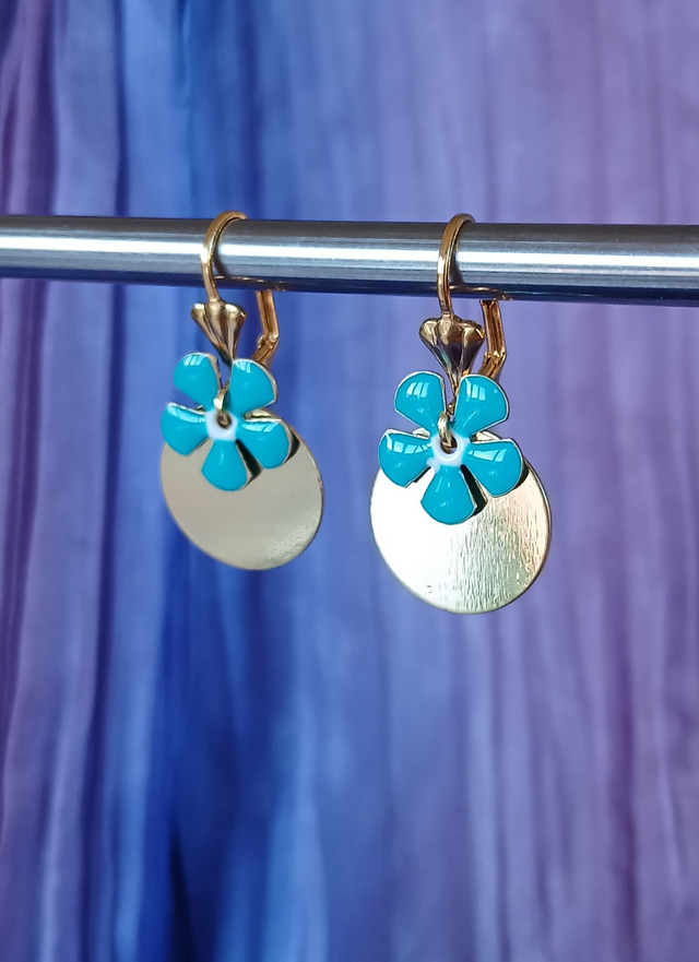 Boucles d'oreilles Fleur (coloris au choix)