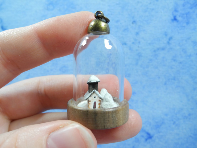 The chapel in the snow - Biosphere pendant - Miniature Jewelry - Miniature Diorama - Snowglobe jewelry - Christmas Decoration - Winter