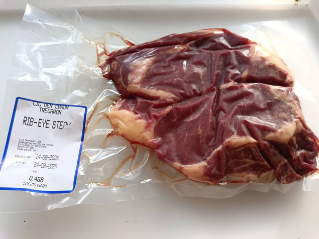 Rib eye steak per kilo 