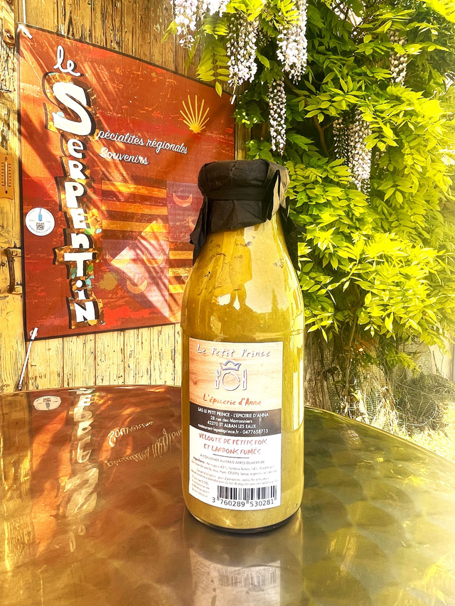 Velouté de petits pois et lardons fumés