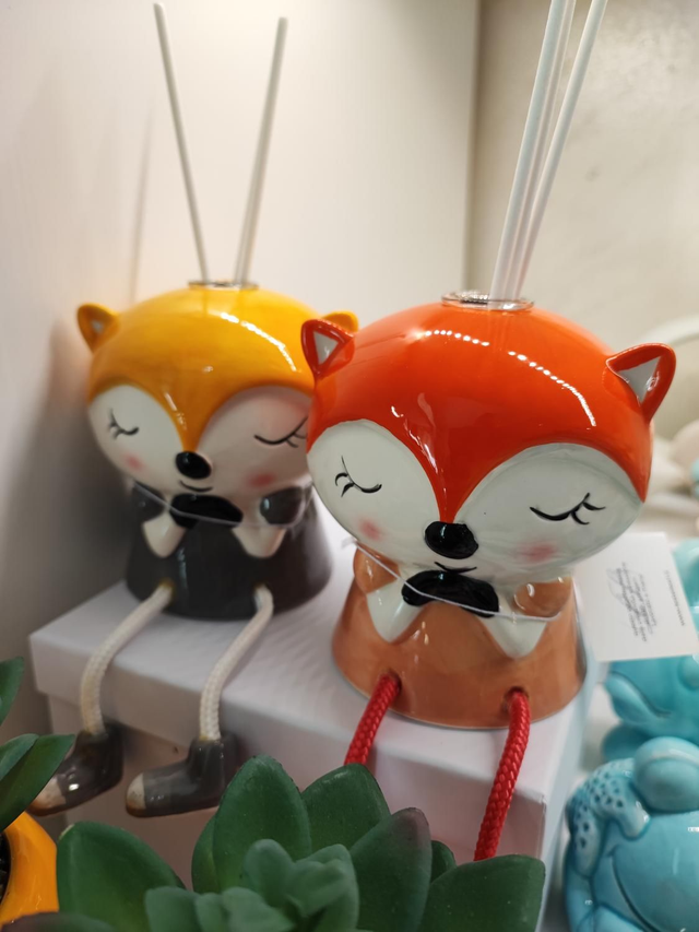 Volpino profumatore in ceramica 2 colori assortiti 