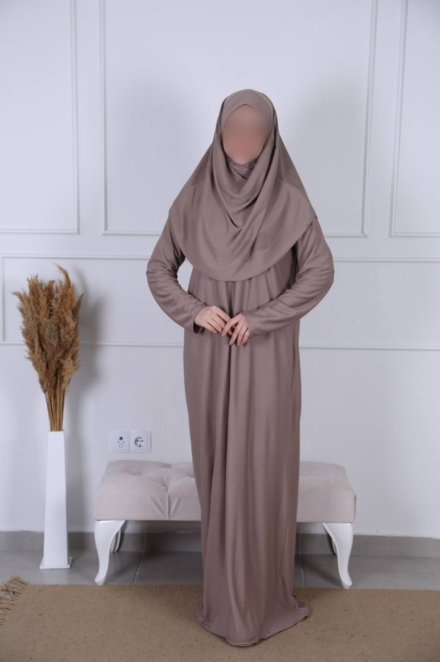 ROBE DE PRIÉRE TAUPE