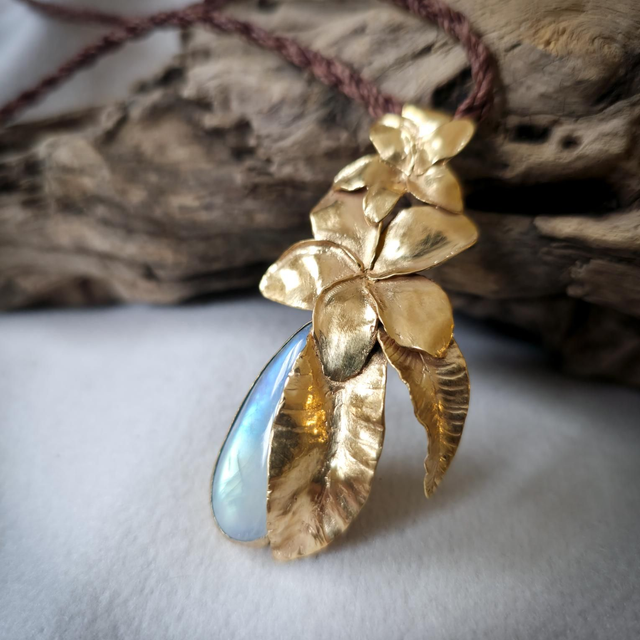 Fio Desert Blooming Moon