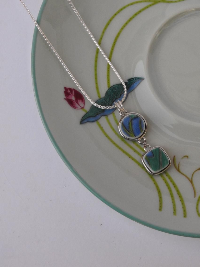 Pendentif double - porcelaine Charles Field Haviland - modèle Lotus no.3