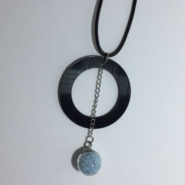 Collier Vinyle 