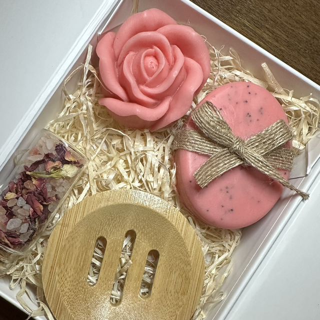 Luxury Rose Soap  Gift Box, 