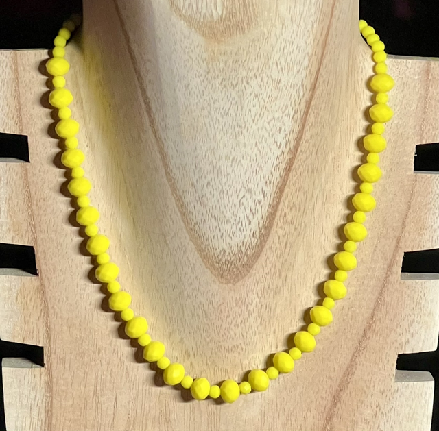 Collier ras de cou Jonquille 