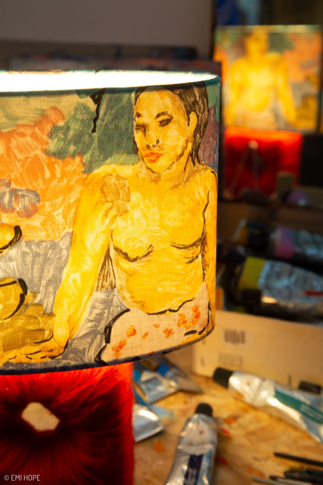 ABAT-JOURS DAME GAUGUIN