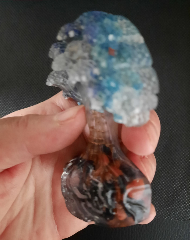 Arbre décoration Apatite bleue / Jaspe rouge / Lapis Lazuli / Tourmaline noire / Sélénite