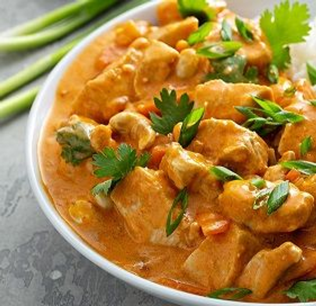 Commande spéciale pour 10 pers ( Poulet au curry et lait de coco ) 