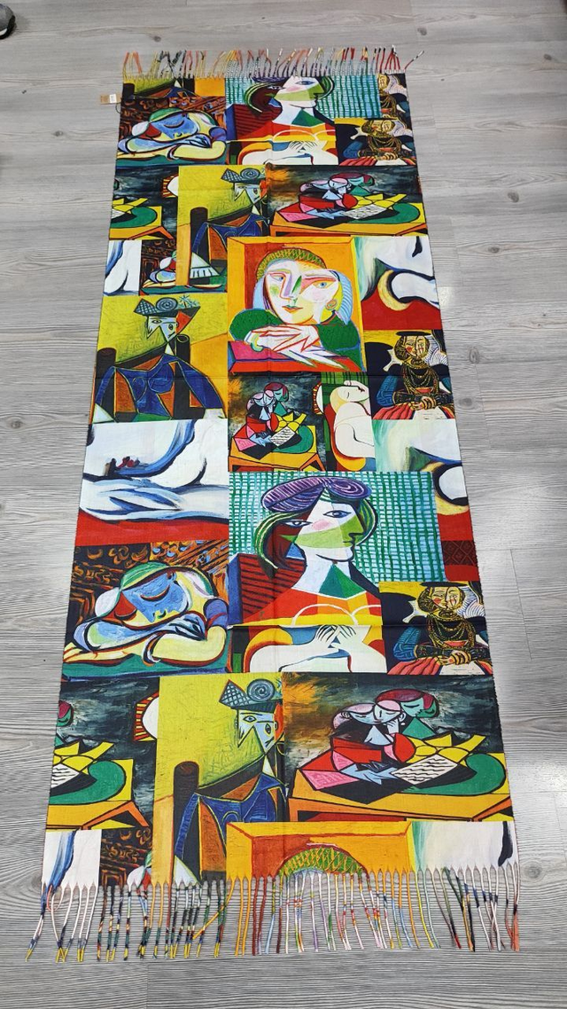 Stola Collage opere di Pablo Picasso