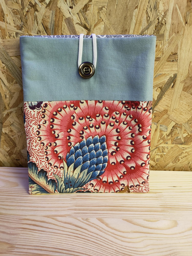 LCDLU_WEB006 Pochette livre de poche