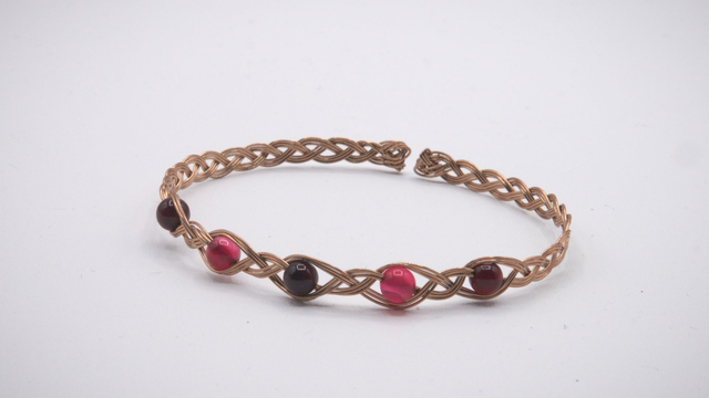 Bracelet tressé 5 agates roses