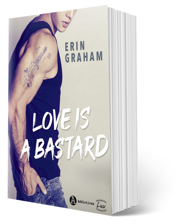 Love Is A Bastard poche