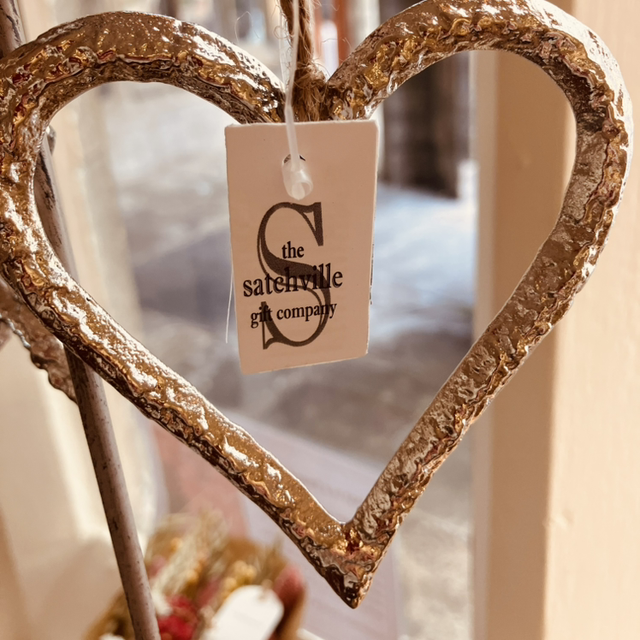 Christmas Decorations- Metal Heart