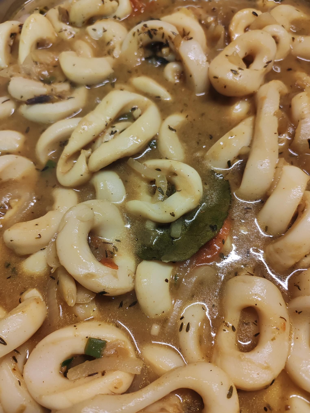 Encornet de seiche au combava (plat réunionais 🇷🇪) 