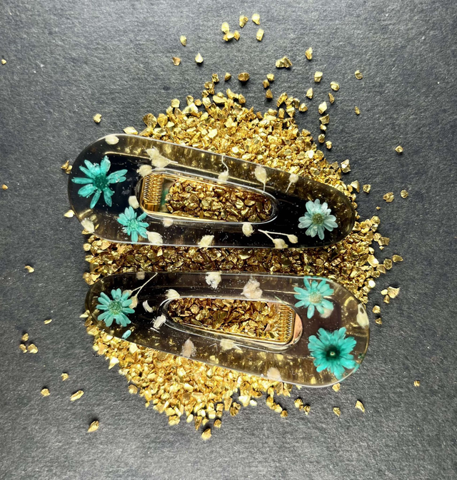 Pince en résine epoxy