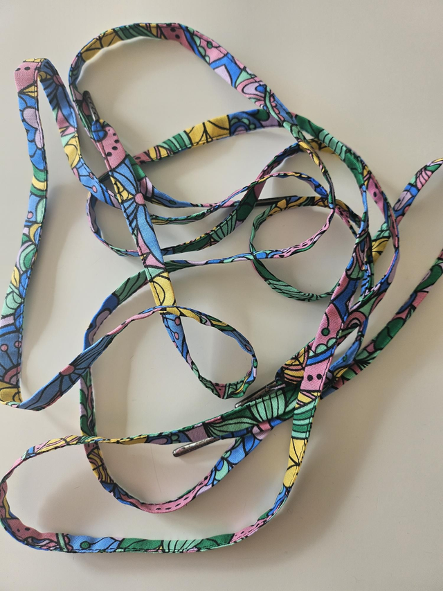Lacets en tissu fait main - multicolor peps